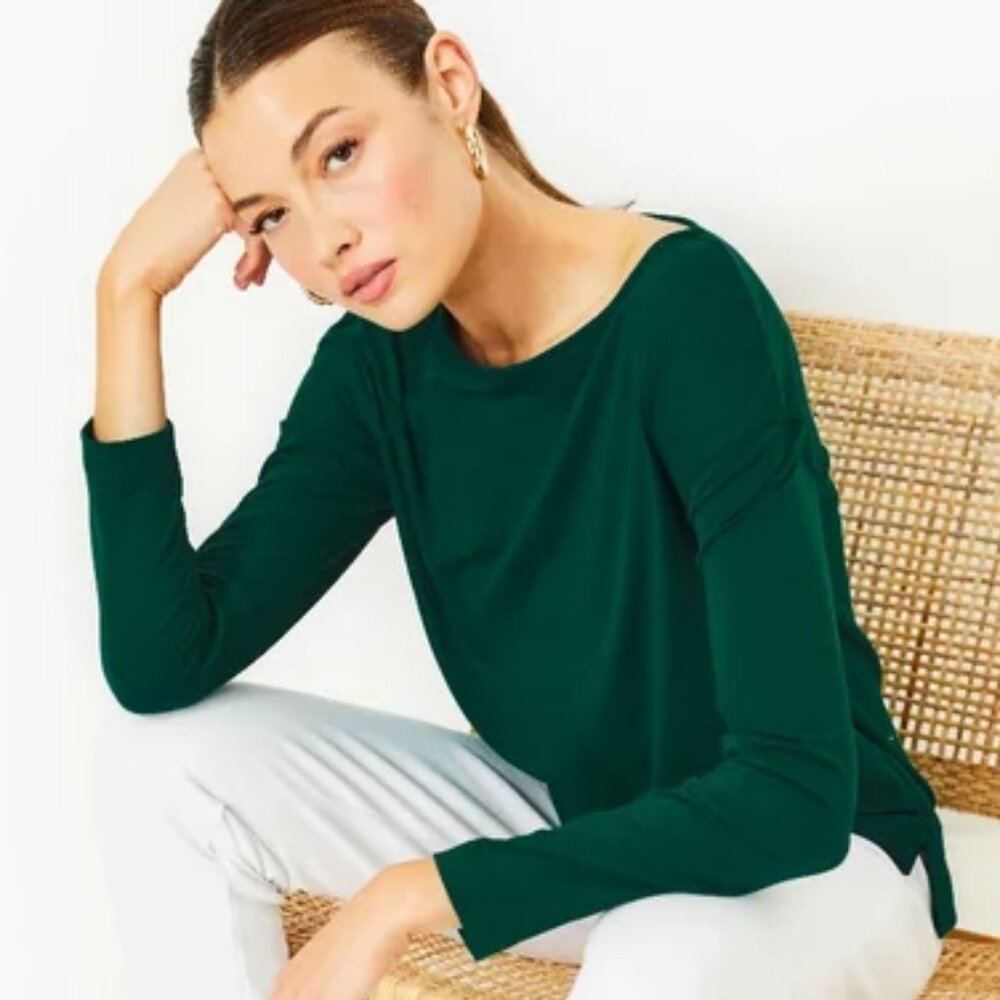 Lilly Pulitzer Green Karessa Top Women's Medium Stretch UPF 50+ Long Sleeve